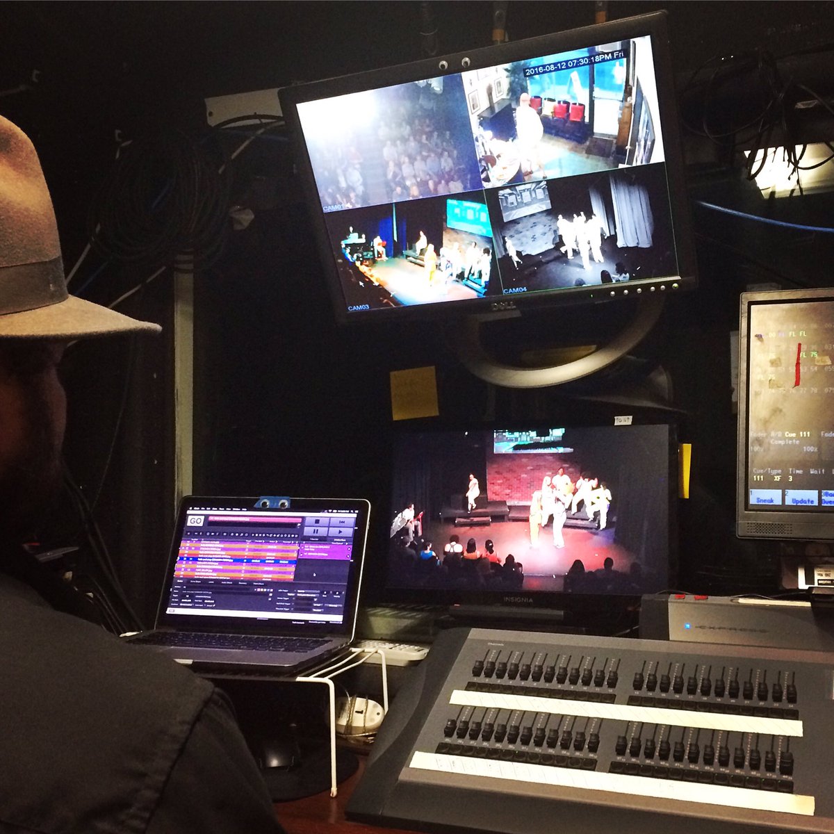 OITNM's tweet photo. #happeningnow #backstage #OITNM https://t.co/JMKnfSkbzk