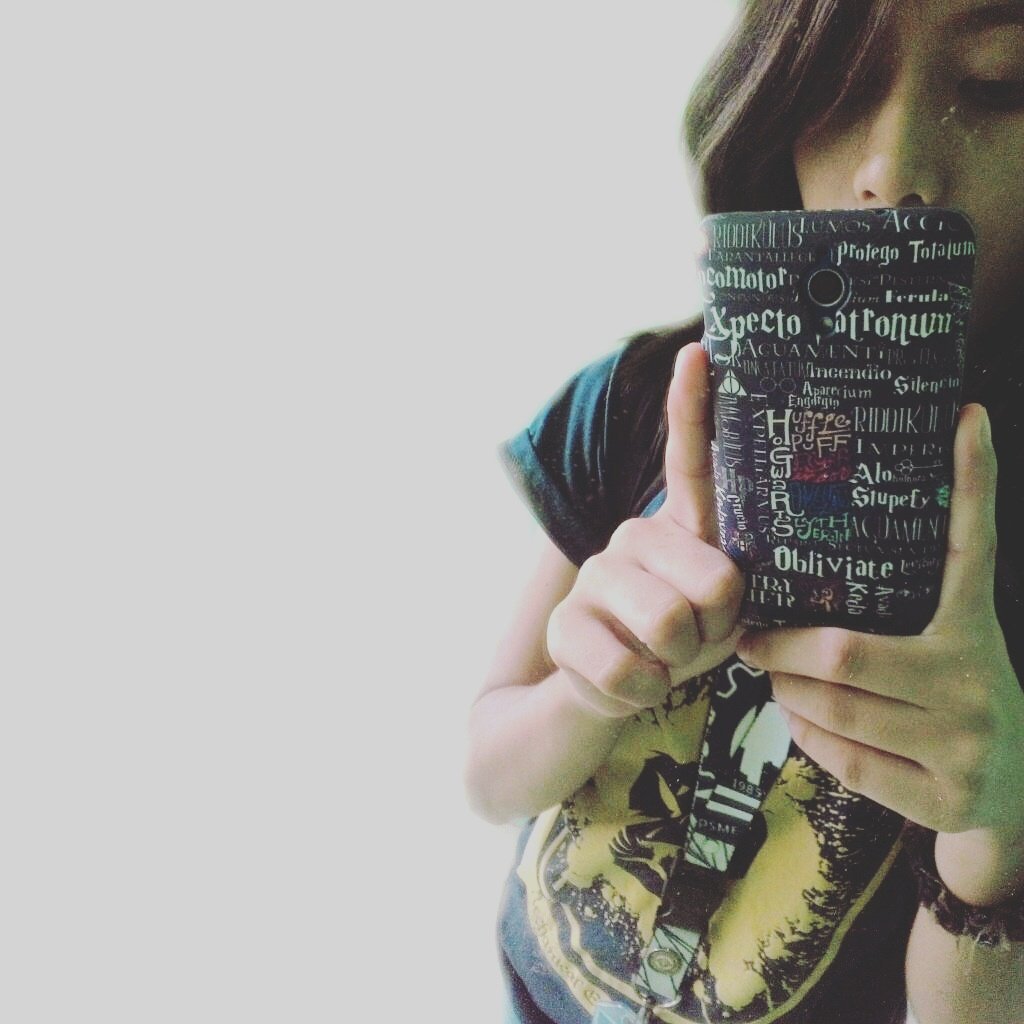 lecksieee98's tweet photo. #gingham #asus #zenfonec #hogwarts #harrypotter #pottermore #potterhead #phone #case #personalizedcase #3dcase https://t.co/uIJxz2LbuH