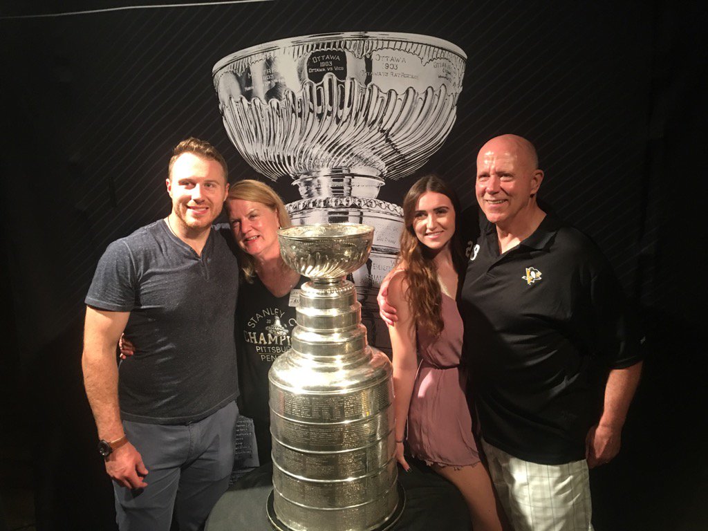 steveguttman63's tweet photo. Thank you Ian Cole & family for being so gracious today. #StanleyCup #A2ice3 https://t.co/hIjBFV4Uzs