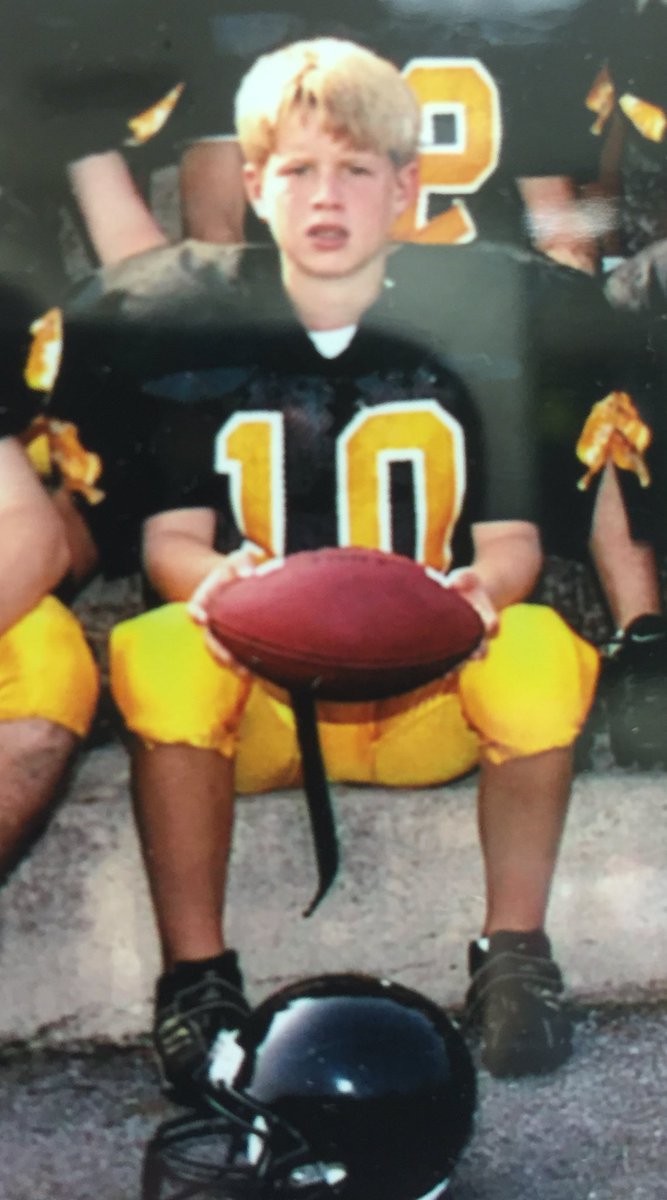 aoliver57's tweet image. just looked up on my wall and saw this. #GOBEARS #Fall2003