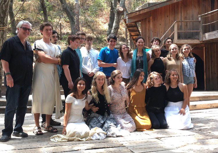 officialunplug's tweet photo. Members Chloe Chapman and Skye Smith have been in productions of their own, Urinetown and a Shakesphere tribute! https://t.co/VUDOm2JNic