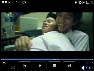 Kee__Apriliani's tweet photo. Video ini ngingetin gue apa artinya persahabatan @AlvaroMaldini1 #Baperrr https://t.co/uJEcMh7fXO