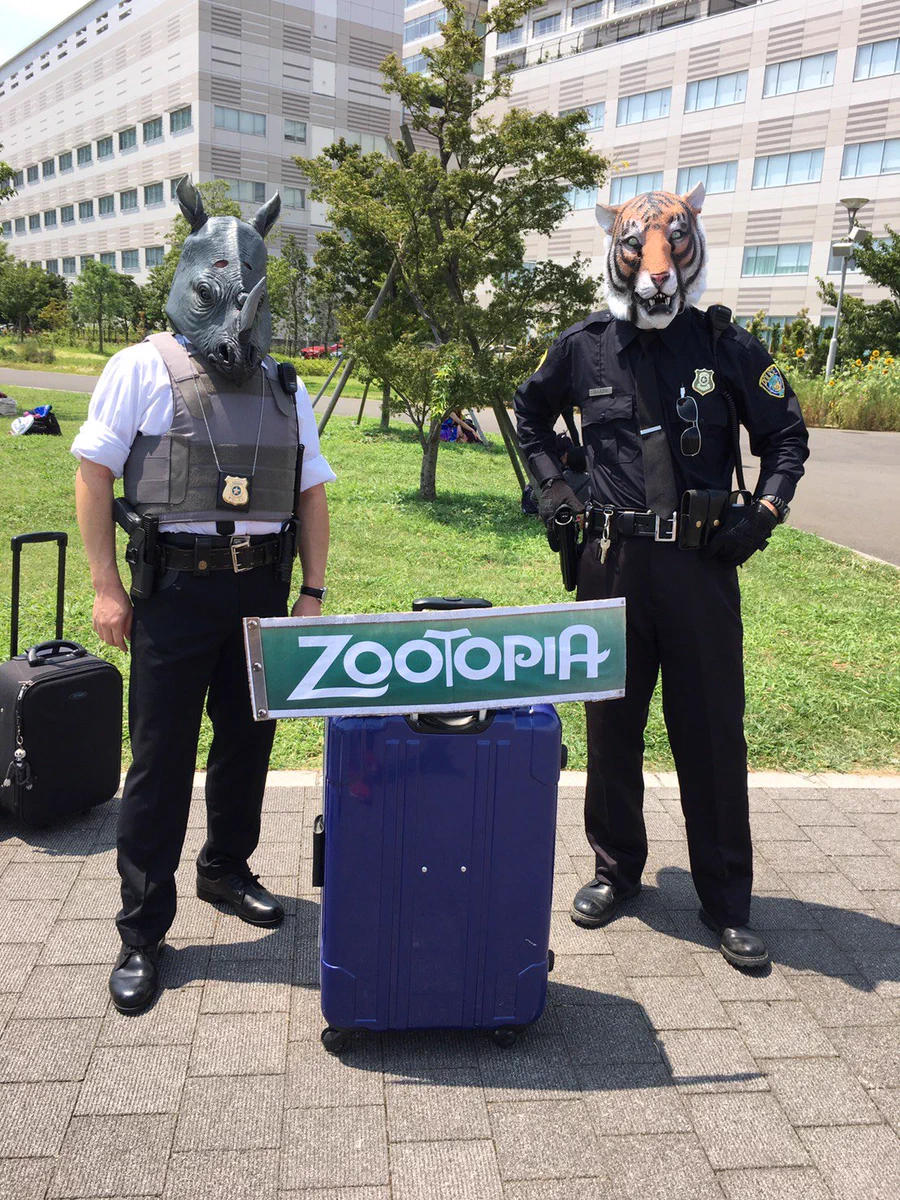 これが理想と現実かｗズートピア警察のコスプレがどうみても銀行強盗ｗｗｗ