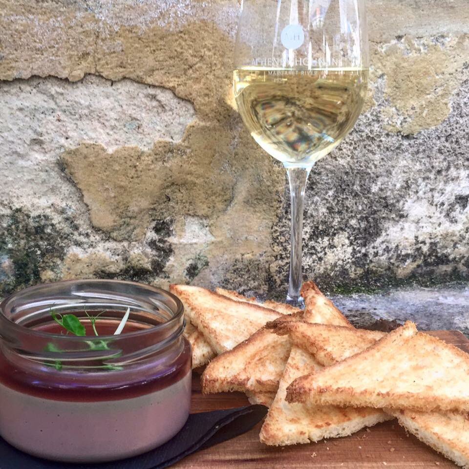 stevesnedlands's tweet image. Saturday spesh. $20 for a glass of @mchenryhohnen Chardy plus some of #stevesnedlands delicious pate. #perthweekend