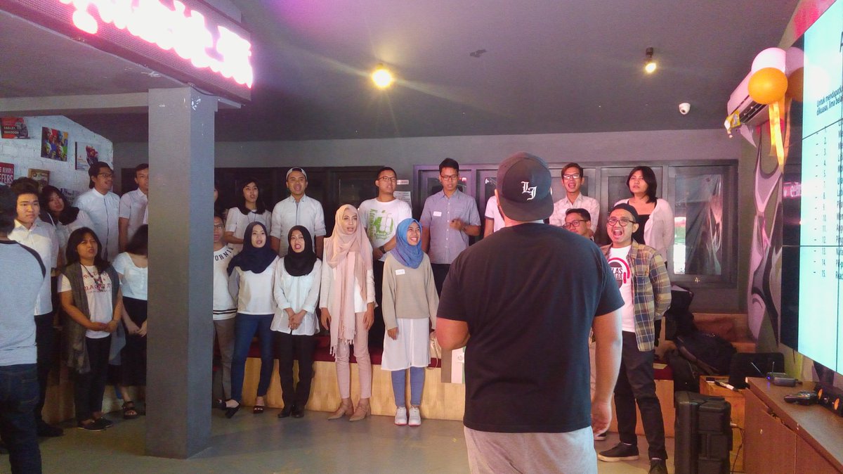 Untuk mendapatkan suara diagfragma &amp; suara bagus ada 15 jurus pelatihan yg hrs dikuasai loh! #FreeBroadcastingClass