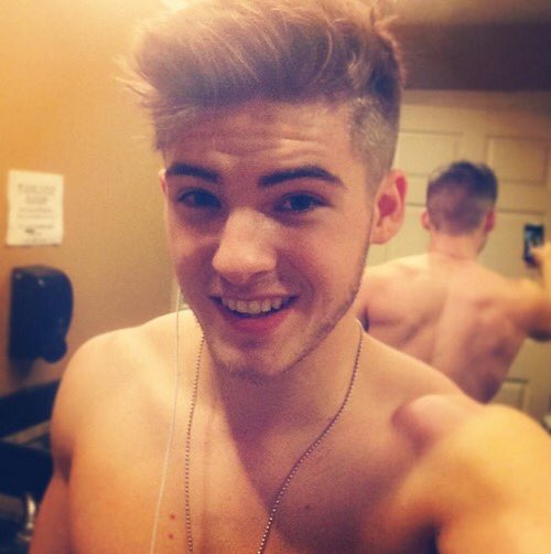 MikeIsPLL's tweet image. 