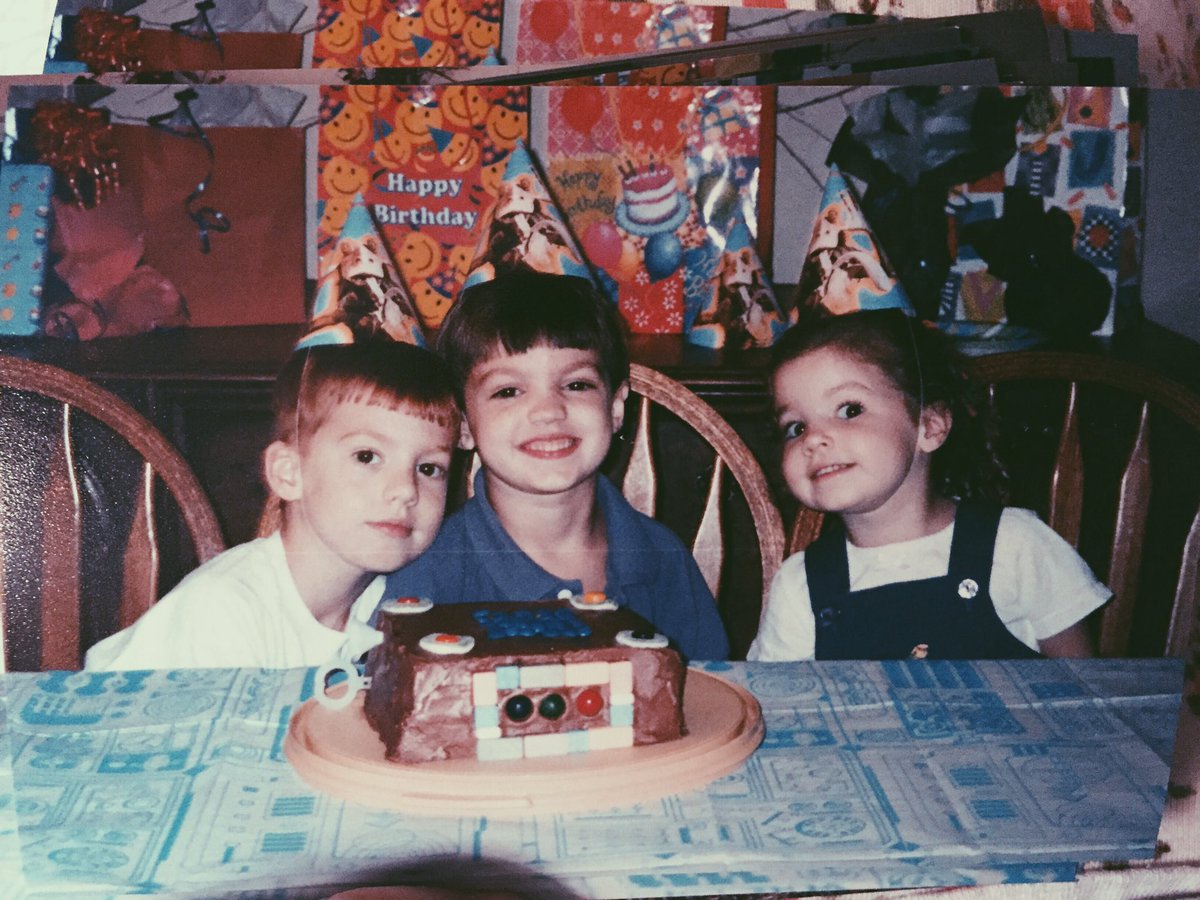 the_mollyllama's tweet photo. when I tell y'all I have never loved two humans more. I mean it https://t.co/ORl1I7lr0G
