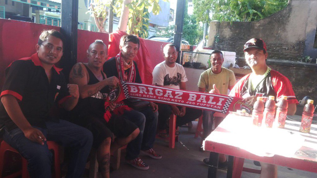 Welcome to makassar perwakilan dari <a href="/Semeton_Dewata/">SEMETON DEWATA</a> enjoy makassar blii 😊😊