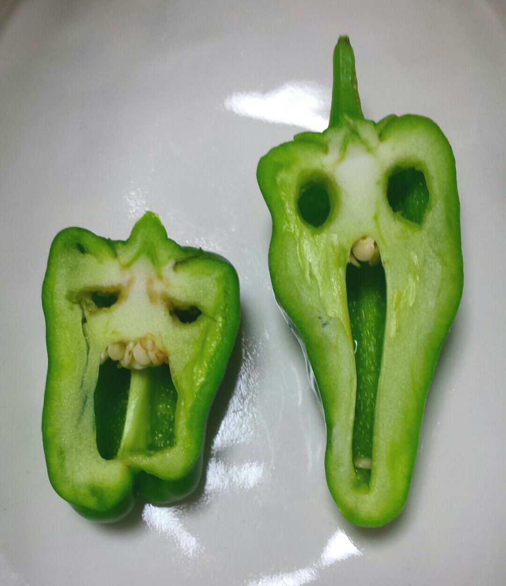 ピーマンを切ったら怖い顔が出現 絶叫ピーマン Togetter
