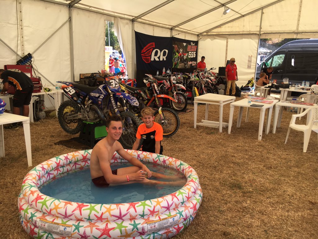 MXTalentKNMV's tweet photo. Het onderkomen dit weekend voor de #KNMV coureurs, tijdens #MXGP WK jeugd in Rusland ! https://t.co/POQCILIsvv