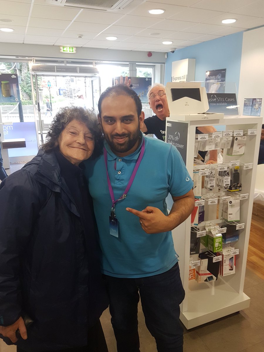 TD_Headingley's tweet image. Blast from the past! Our #regularcustomer bringing in some treats for our #customerservice #customerphotobomb