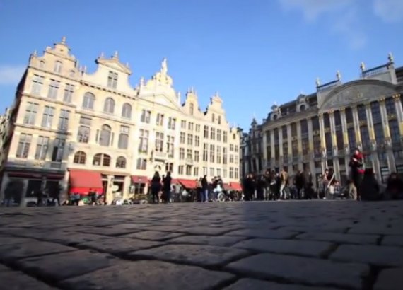 U_LocaliZ's tweet photo. #Belgium #Brussels #Bruxelles on video - https://t.co/kij1L4dDkz #TravelInspiration https://t.co/LMjuvLIXDQ https://t.co/f6QIUIzsfN