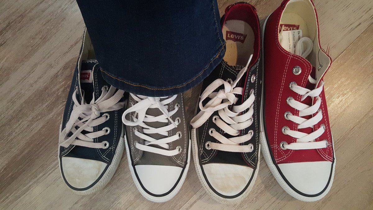 PohlTerisa's tweet photo. @LEVIS Just in love with my new pairs! #red #black #navy #grey #LevisSA #BuyOneGetOneFree https://t.co/KDB0hiM4Yw