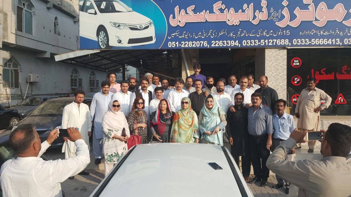 sfshahtirmizi's tweet photo. PTI Islamabad meetings regarding jalsa security and welcome #Azadicontainer at #ZeroPoint at 7p.m.
#WeDemandEhtisab https://t.co/TN1M6ei2c1