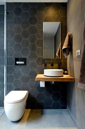 _MiaPreston's tweet photo. Love the use of tiles &amp; contrast of black &amp; grey with crisp white #bathrooms #interiordesign | images via #Pinterest https://t.co/WCJXct7UPS
