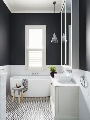 _MiaPreston's tweet photo. Love the use of tiles &amp; contrast of black &amp; grey with crisp white #bathrooms #interiordesign | images via #Pinterest https://t.co/WCJXct7UPS