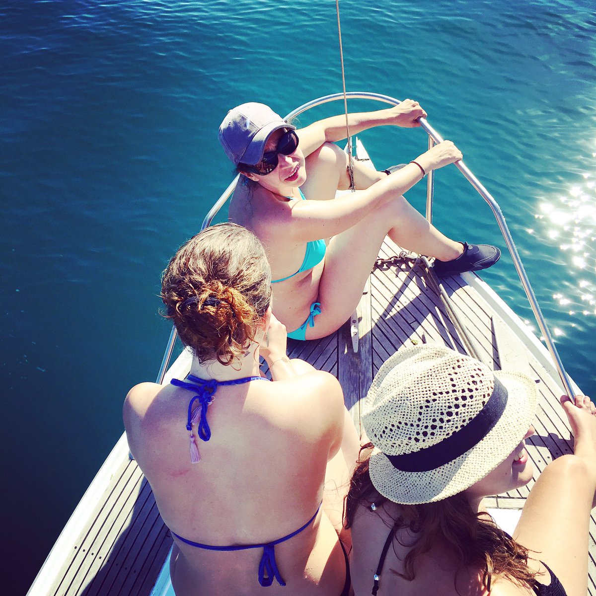 pmb_com's tweet photo. Journée team-building à la voile sur notre cher lac #nyon #teambiilding https://t.co/bswppzxRwH