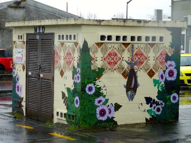 RickGooding2's tweet image. Short wait in Taupo on the way to Napier. One wrong turn and I almost missed my bus.  #streetart #graffiato