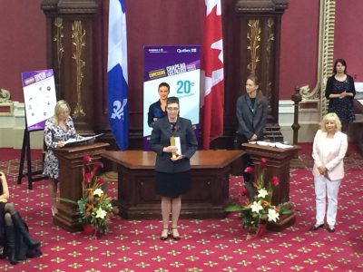 Mme Josée Bouchard avec Geneviève, lauréate 2016 Chapeau les filles! (élève de la formation professionnelle franco).