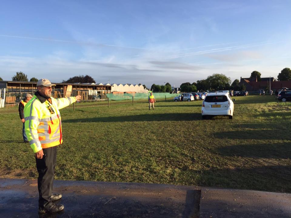 Heuvelland4daag's tweet image. Ook deze toppers zetten we even in het zonnetje! #h4d #heuvelland4daagse #verkeersregelaars