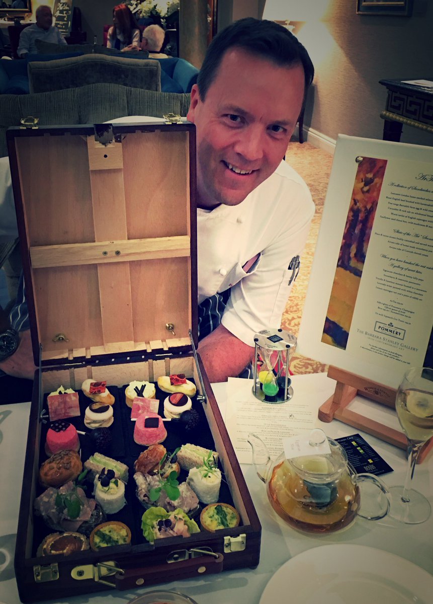 Popping into <a href="/lancasterlondon/">Haley Martin</a> today for #ArTea #Afternoontea ? #seeyousoon <a href="/Bookatable/">Bookatable</a> <a href="/AfternoonTeaUK/">AfternoonTeaUK</a> <a href="/visitlondon/">Visit London</a>