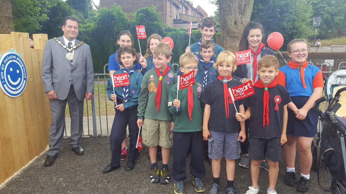 And it's open!! <a href="/MoleValleyDC/">Mole Valley District Council</a> #MeadowBank