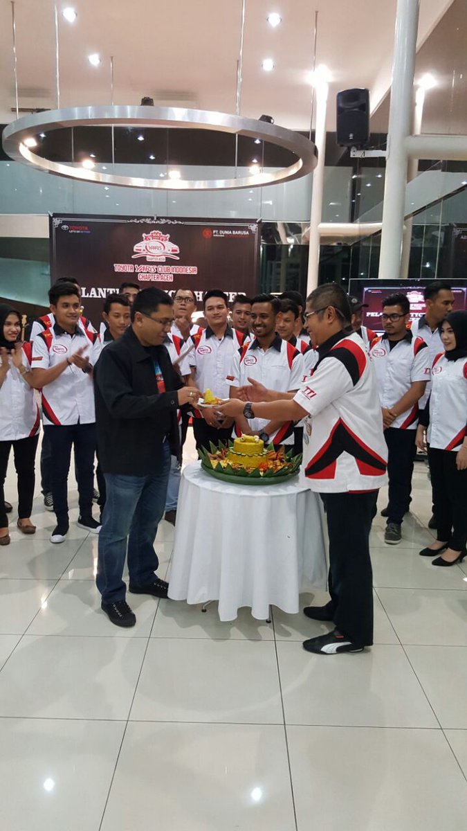 Selamat atas pelantikan TYCI Chapter Aceh <a href="/Fouzi_M8/">Fouzi Muhammad</a> <a href="/ToyotaID/">Toyota Indonesia</a> <a href="/YarisID/">Toyota Yaris</a> <a href="/detikoto/">detikoto</a>