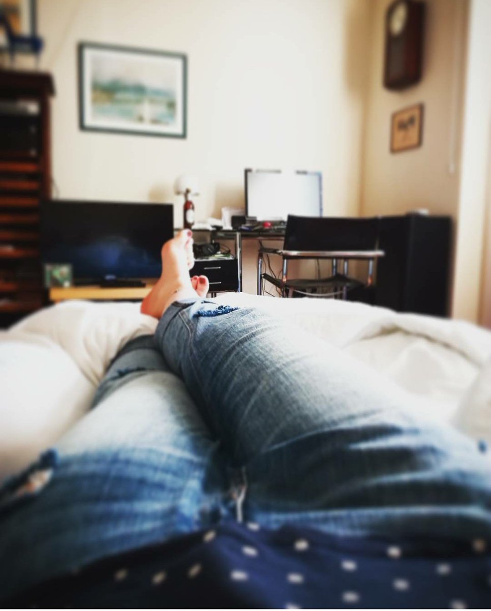 Sewing_Piano's tweet photo. Ich so. Hier. Sommer 2016 Outfit. Chillend. Am Strand... 
Und ihr so? 
#Sommer #ChillOutSummer https://t.co/xGVpuO6XLc