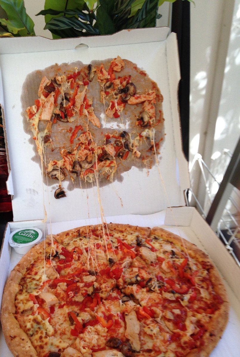 jimmyrae's tweet photo. @PapaJohnsUK does this pass your quality guarantee?! https://t.co/yDQ8UBB8Bj