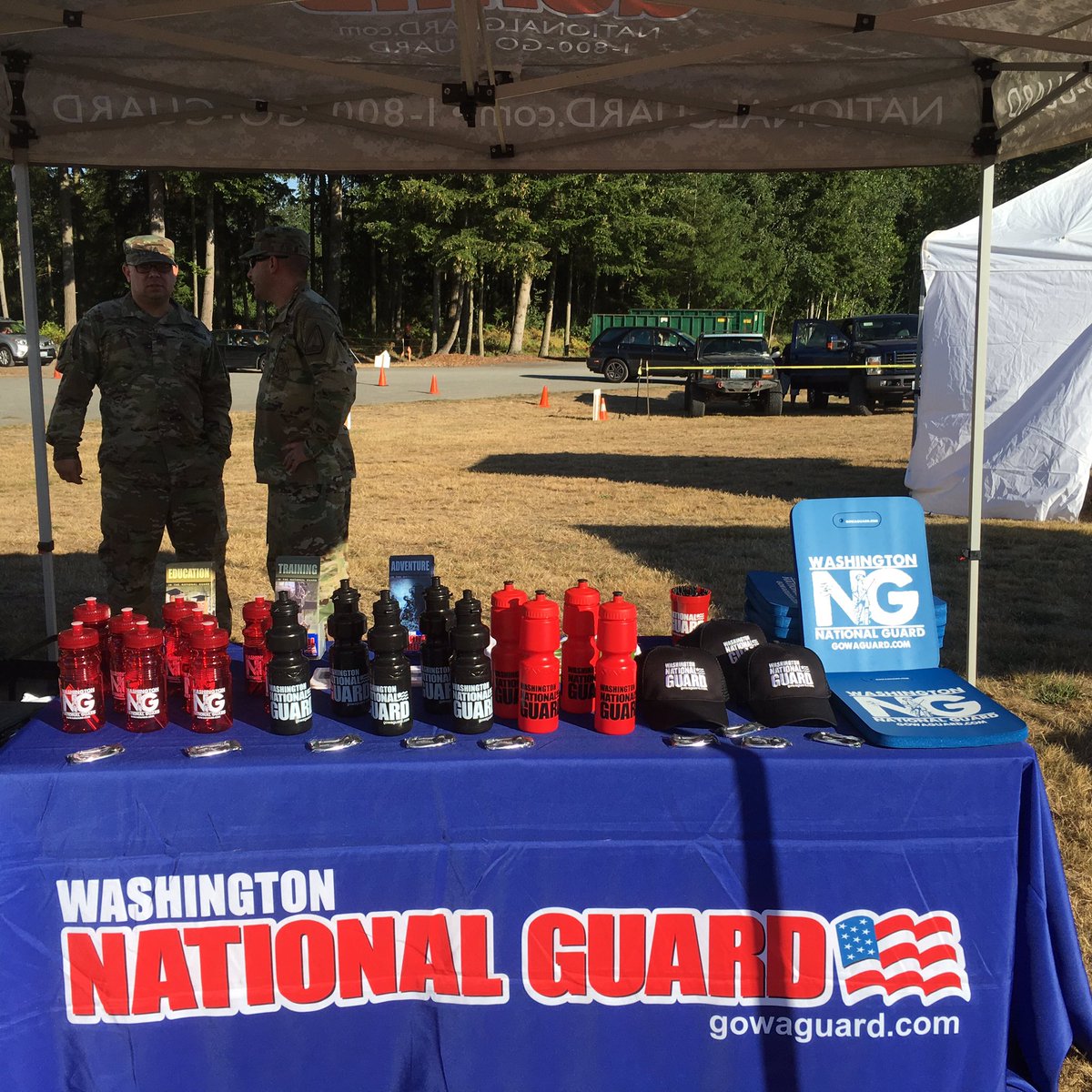 mcintome's tweet photo. Come see us!! #3on3 #Arlingtonairport #gowaguard #washingtonnationalguard https://t.co/5KTGqpdJla