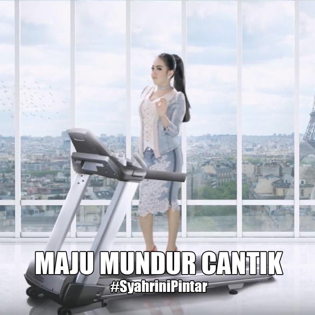 Ceritain Ya Apa Yang Bisa Bikin Kalian Maju Mundur Cantik Kaya Princess Syahrini Syahrinipintar Youtube Scoopnest