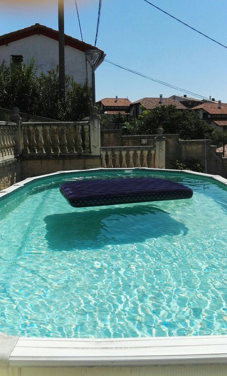 OmayraOmyy's tweet photo. Tercer día de vacaciones..hoy en casa. #masrelax https://t.co/MwK4r9xhIp