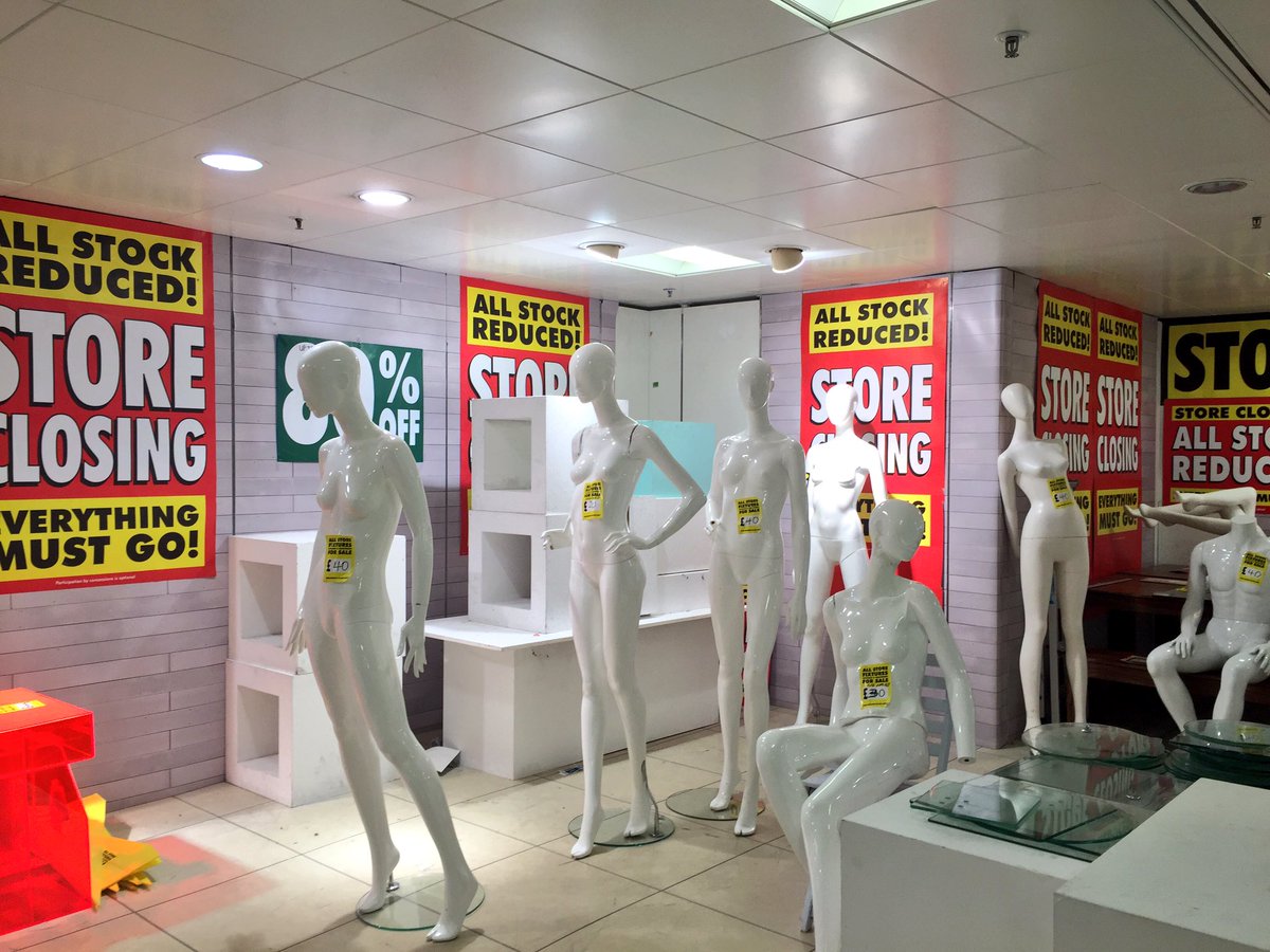 rachel_arthur's tweet photo. Honouring life of @BHS_UK by seeing its Oxford Street store off on closing day. So sad, even store fixtures for sale https://t.co/z3enn5J3n9