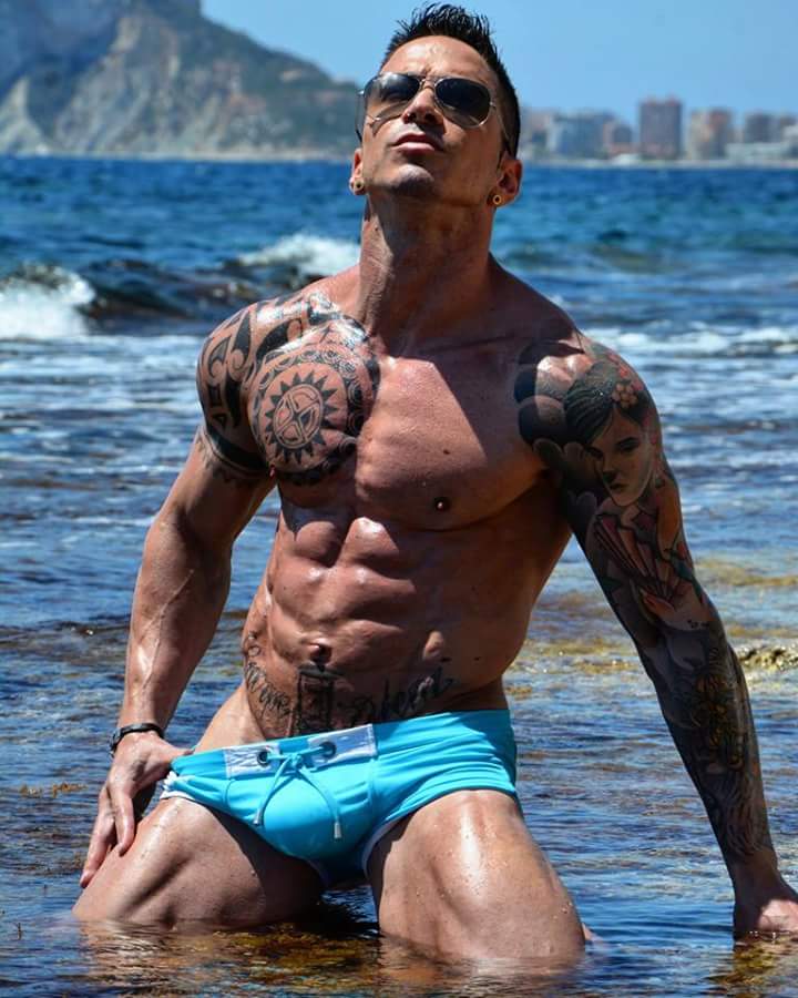 HUNX_eu's tweet photo. Here's our newest hot hunk of muscle, Marcus. Available for bookings in Benidorm. Go to https://t.co/x8pTfJxNuW https://t.co/4z5T8hh4In