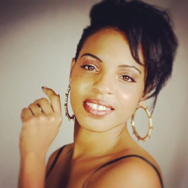 whatzrea's tweet photo. The First Lady of GROWNMAN RECORDS IS HER AND SHE DEFINITELY HAS A STORY TO TELL ABOUT THE STRUGGLE. https://t.co/qmKF0Dp6xj