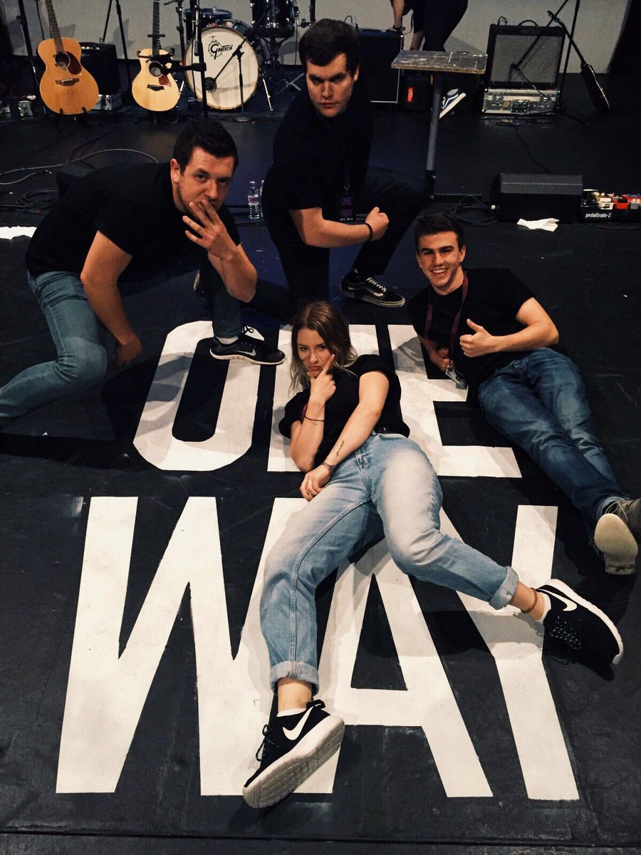 abcdefghealey's tweet photo. Such a great week with such great people! #1wayote #ONEWAYCREW https://t.co/ipqlOzt0pB
