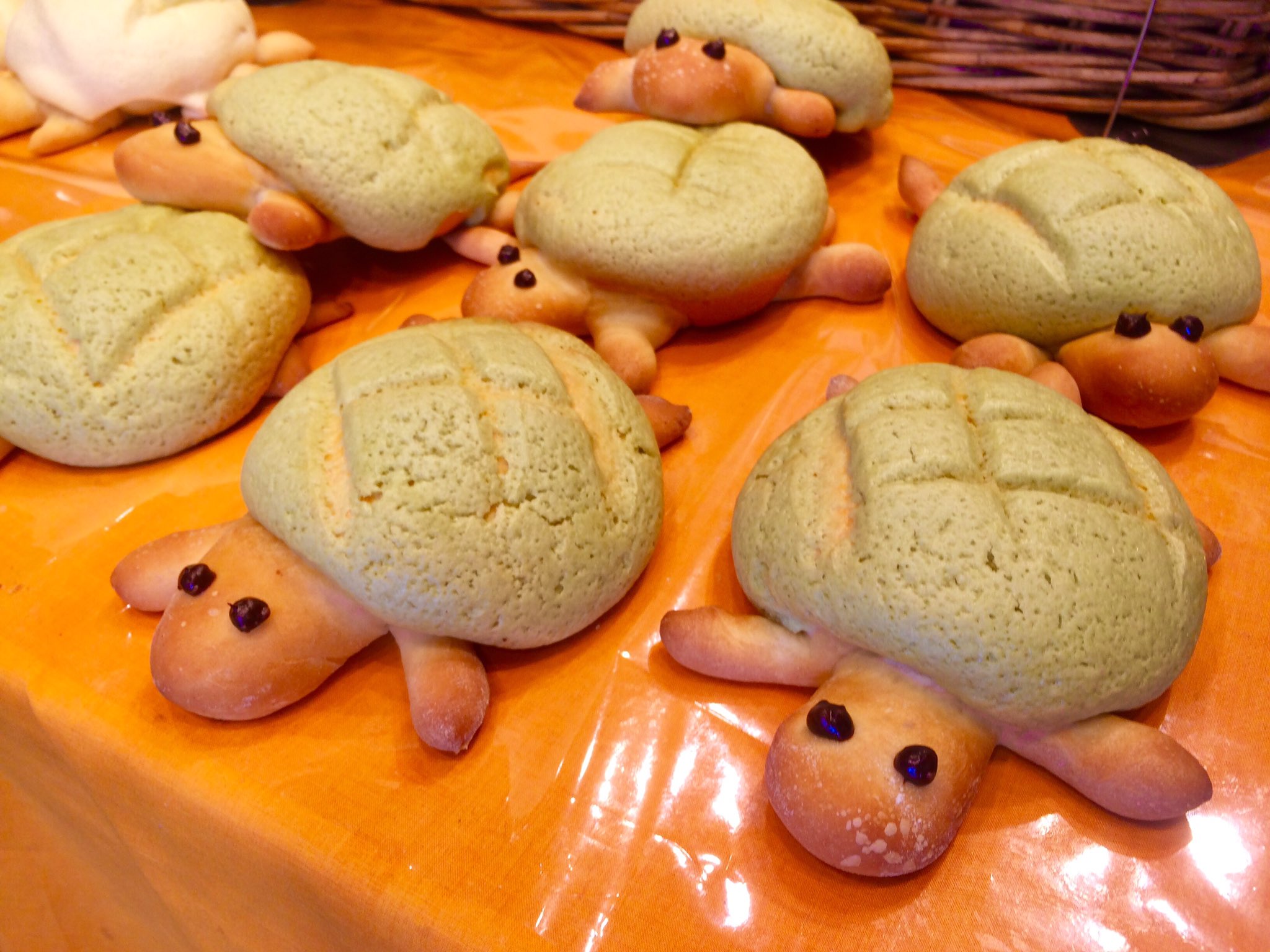 DAISUKI on Twitter: "At Japanese bakery in #Ueno with #Panda bread