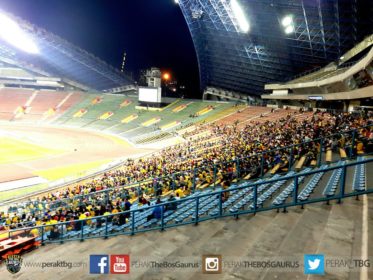 #TMPialaMalaysia2016 

Antara para penyokong PERAK TBG yg kini sudah berada di dalam Std. Shah Alam

Terima Kasih 😉⚽