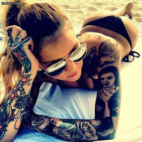 HedTobbe's tweet photo. oh damn girl 👅 #tattoos 😍 https://t.co/s4sydYwgAk