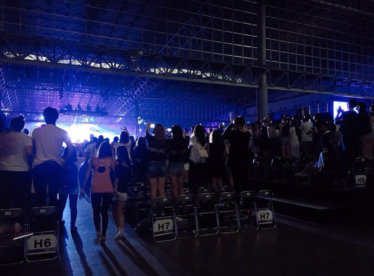 ジャスティン ビーバーの来日公演初日 観客のマナーがとても酷かったらしい 注意喚起 Togetter