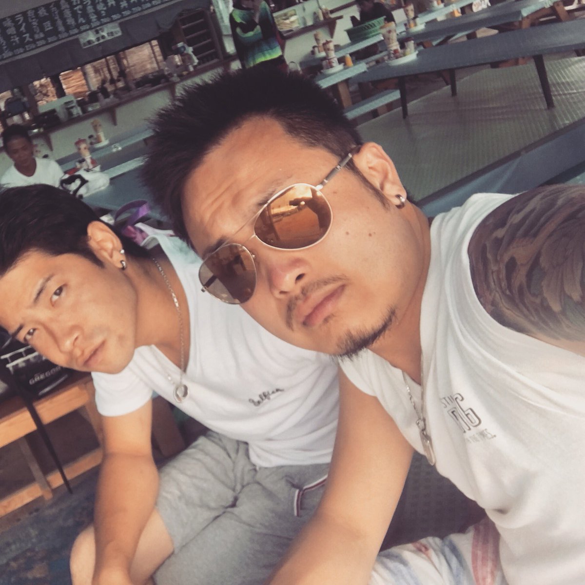 なおたそ 倶利伽羅紋々 No Twitter 御宿行ってきた まぢ日焼け痛いわ 楽しかったw 御宿 海 日焼け