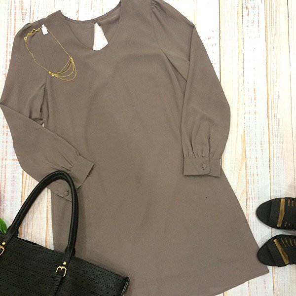 ApricotLaneMSLA's tweet photo. The perfect go-to dress for any wedding! 👌
#xoxoAL4You #weddings #attire #gotodress #shopALB https://t.co/pONTKQbK2C