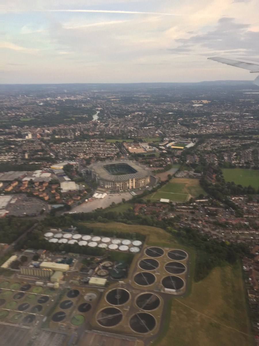 لندن عند الهبوط