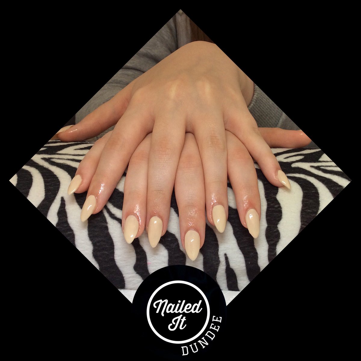 naileditdundee's tweet photo. Nude nails 😍 #nsiscotland #harmonygelish #gelishneedatan https://t.co/tpsNkCu1Gv
