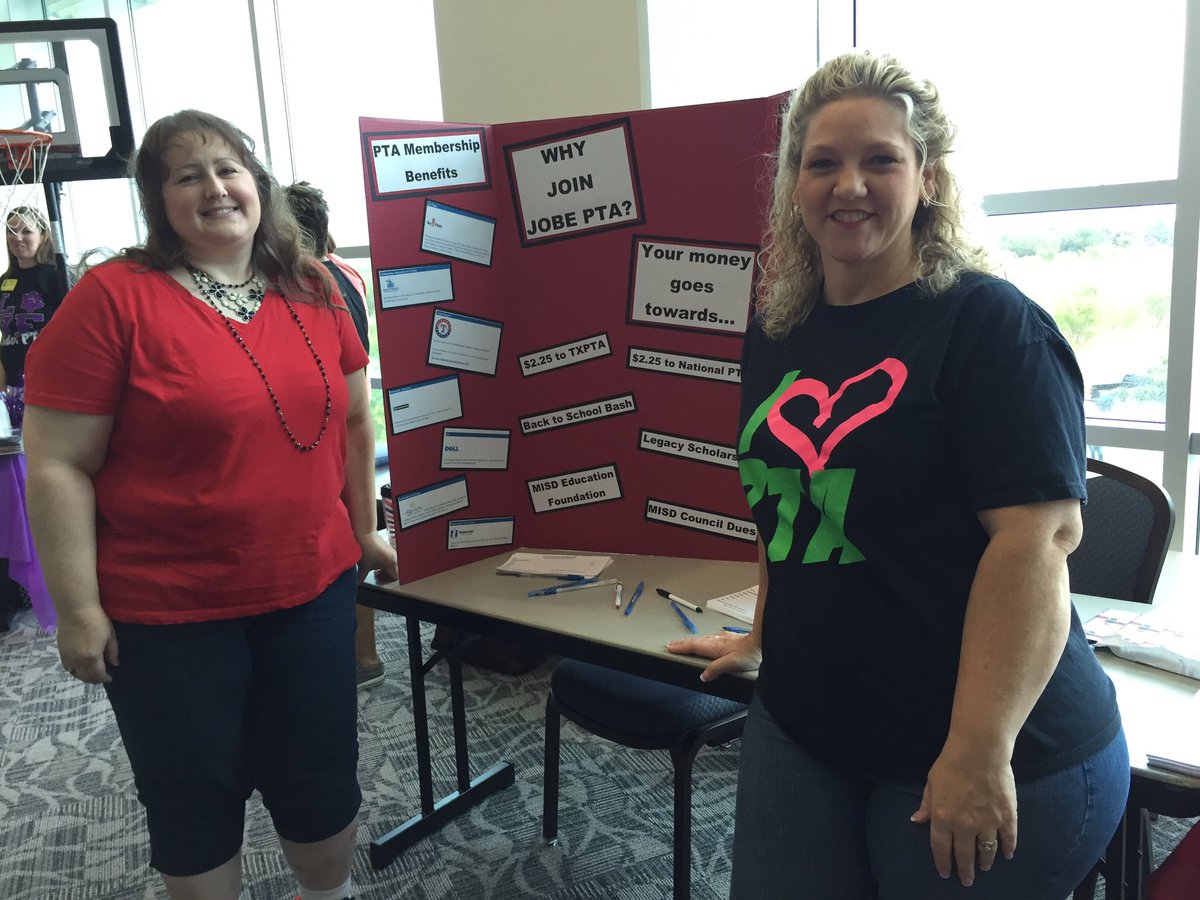 cmmom2boys's tweet photo. Come out to the ##MISDBash2016 until 2:00 pm at the PAC. Vendors. Food trucks. Join PTA. FUN! https://t.co/fcK0ulgkaL