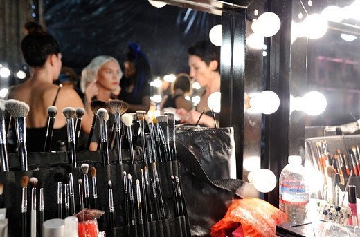 What is a fashion show without a prep/makeup area? Our lighted mirrors are perfect for <a href="/genart/">Gen Art</a>'s 'Fresh Faces' fash…