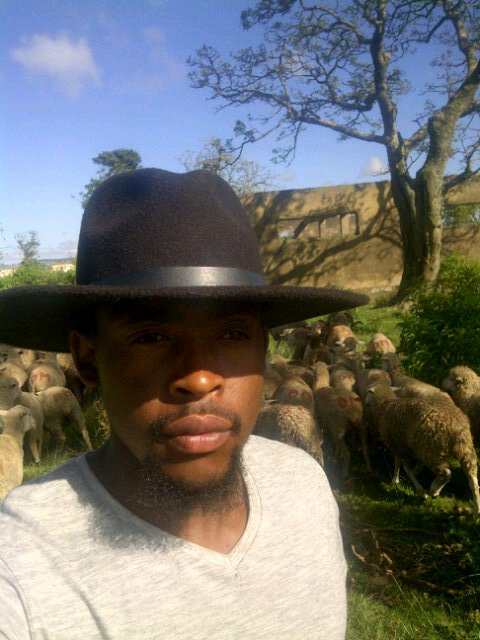 Mandidikiso's tweet photo. @TweetMyAdZA am a Public managemnt graduate wth a Diploma am looking for a job or internship.0731342067. https://t.co/soTis2WhJl