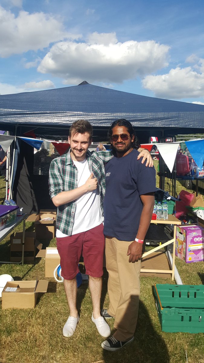 Great to see Suresh and the other guys from Tesco Sunbury at the regatta! Doing the store proud ☺ <a href="/connorhh04/">Connor Halliday</a>