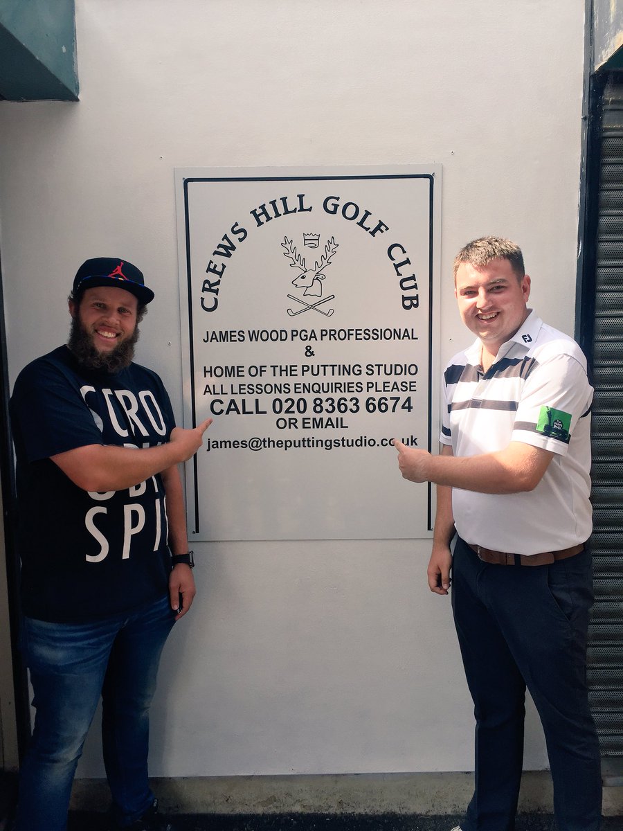 PistolPete_Eats's tweet photo. New head pro @jamesalanwood with @BeefGolf at the opening of the new shop at Crews Hill. Great achievement James ⛳️ https://t.co/Ugk945gUqV