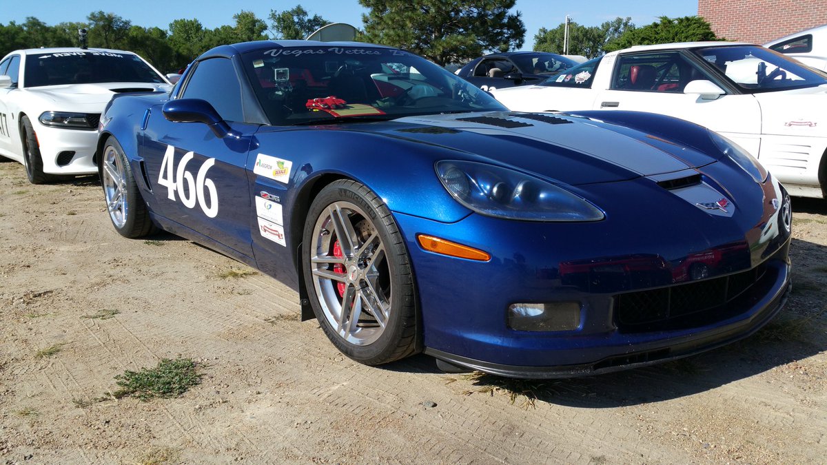 BerryLowman's tweet photo. Hello from inside #Motorama LIVE @TeamHallnNass @Chevrolet #Corvette #Z06 in the grid @SORC_NE! #SORC #GoPigGo :@) https://t.co/lqJGUoqhof